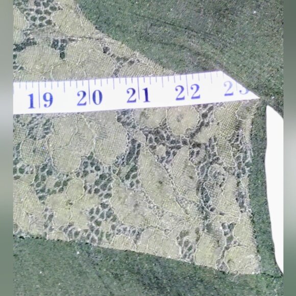 Top - Picture 5 of 7